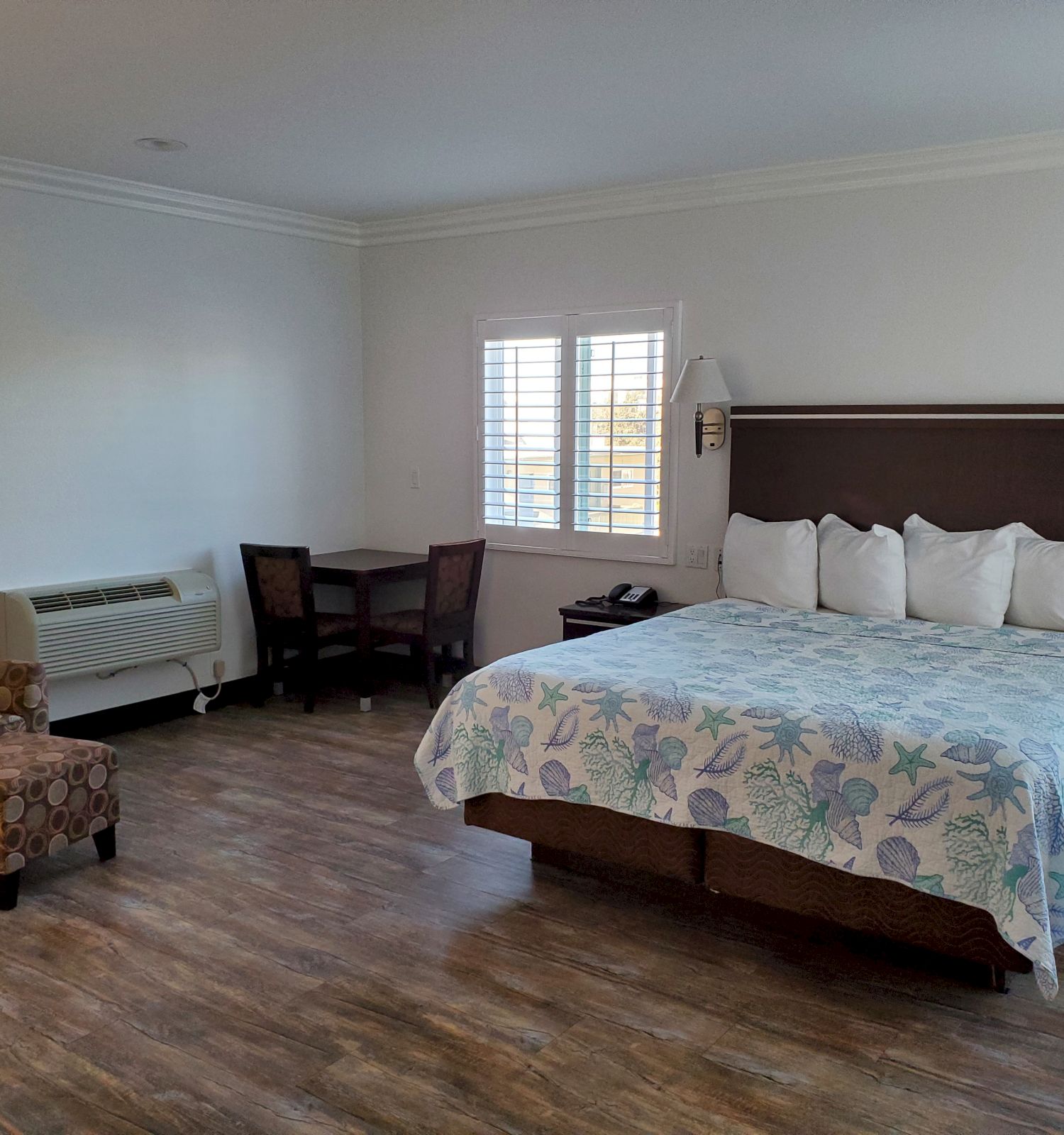Ocean Surf Inn & Suites