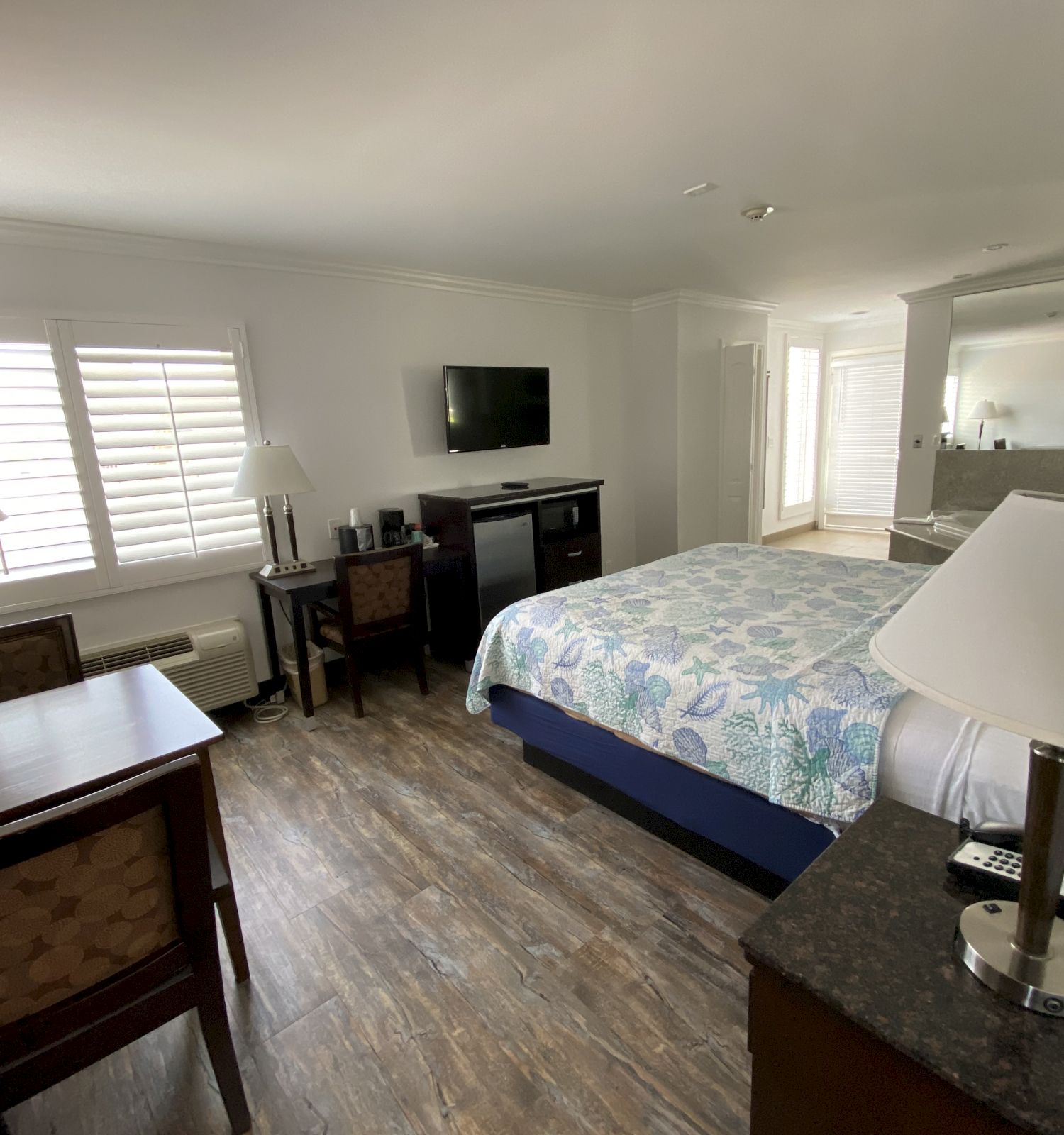 Ocean Surf Inn & Suites