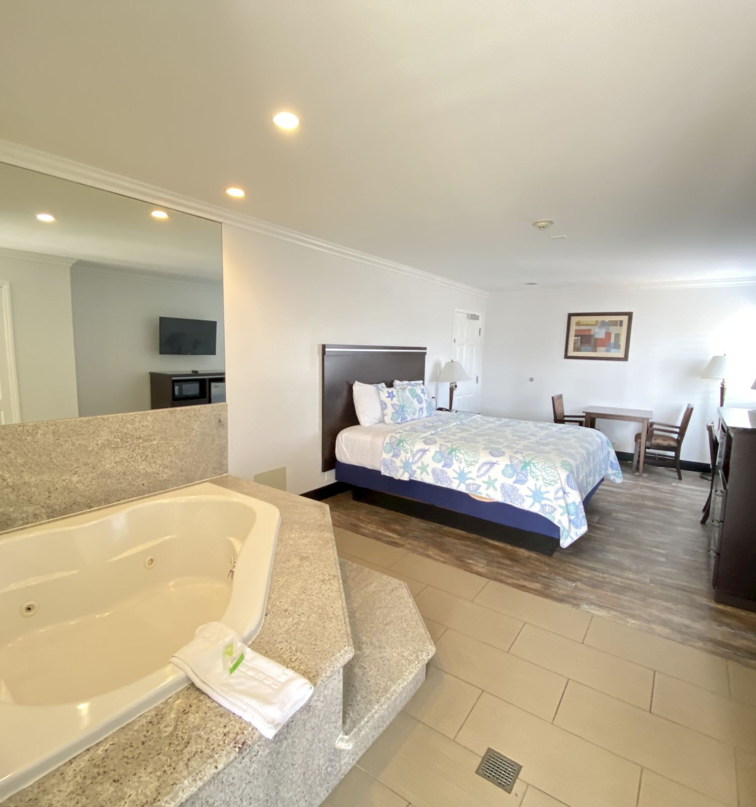 Ocean Surf Inn & Suites
